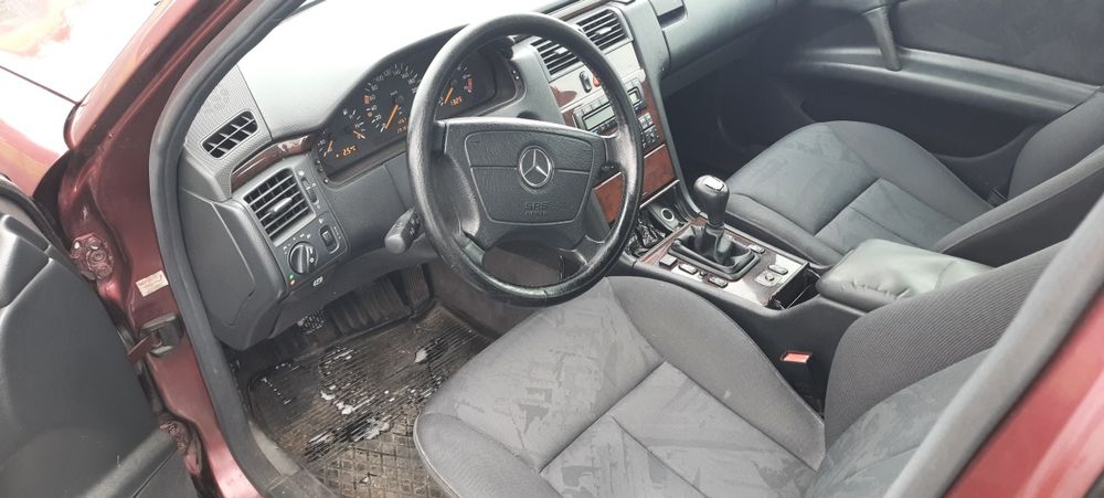 Mercedes E klasa 2.0 136 km z gazem!!!