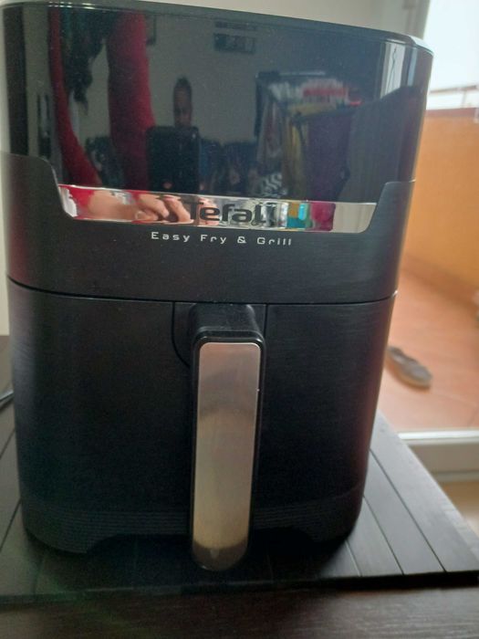 Tefal - Air Fryer - New - A free gift along with the Fryer
