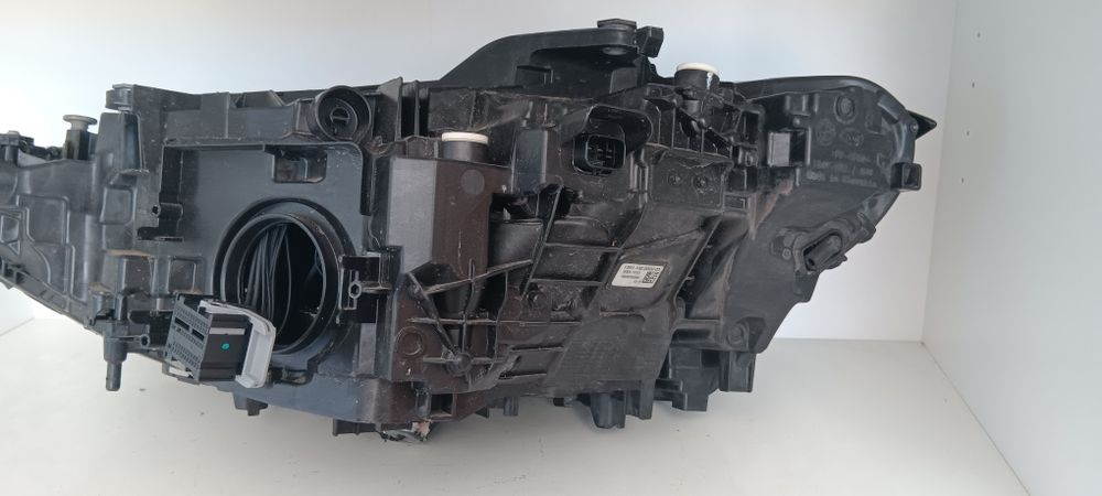 Farol BMW 4/M4 LCI Full LED 2024+ Direito