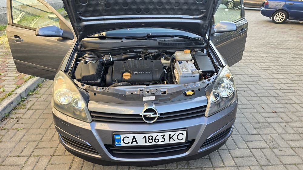 Opel Astra H 2004 року 1,8 автомат