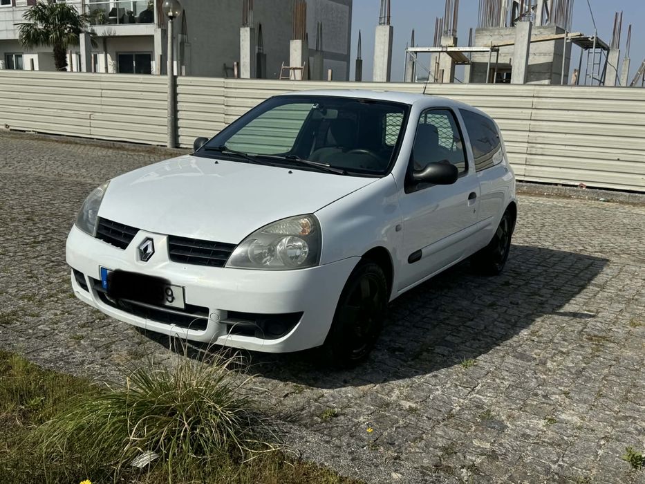 Renault Clio storia