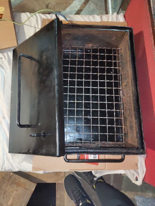 Міні-коптильня с гідрозатвором