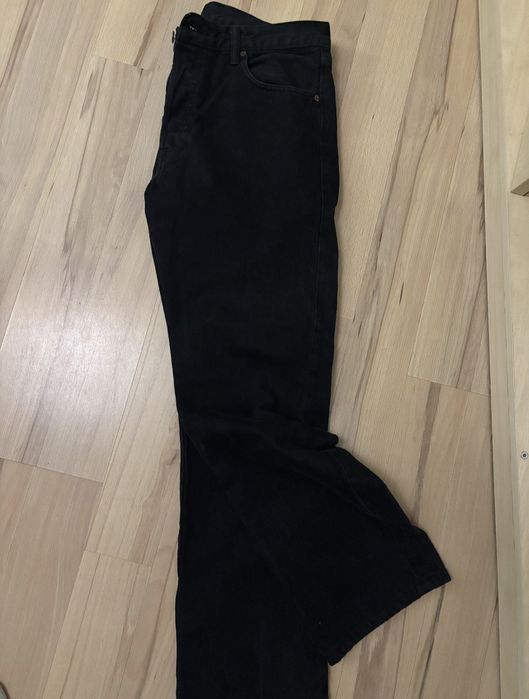 Продам джинсы левайс 501