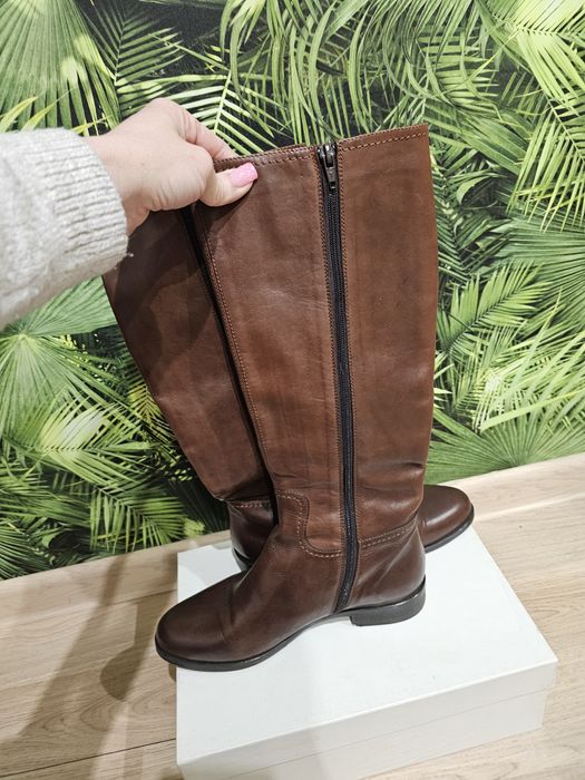 Продам Італійські шкіряні чоботи