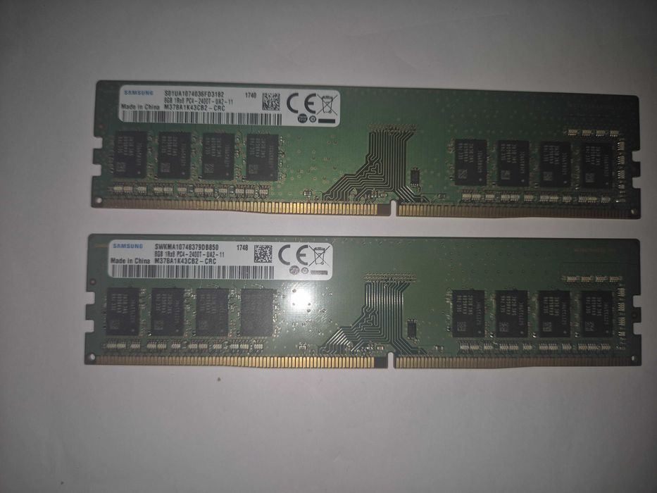 Memórias RAM Samsung DDR4 16GB (2x8GB)