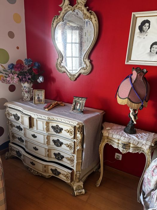 Mobilia de quarto estilo Luis XVI