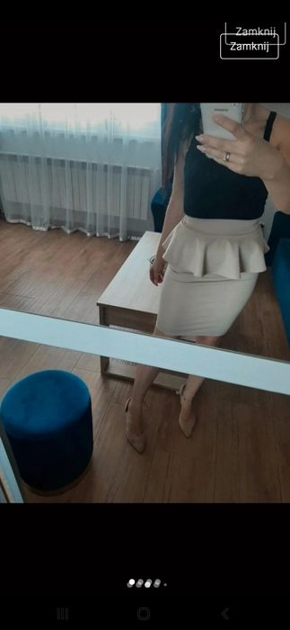 Spódnica elastyczna z baskinką