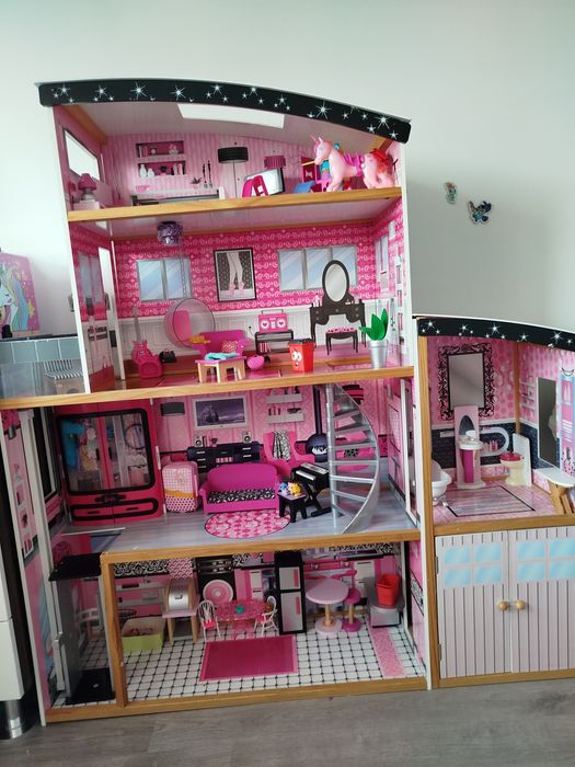 Ogromny domek rezydencja Kinder Kraft