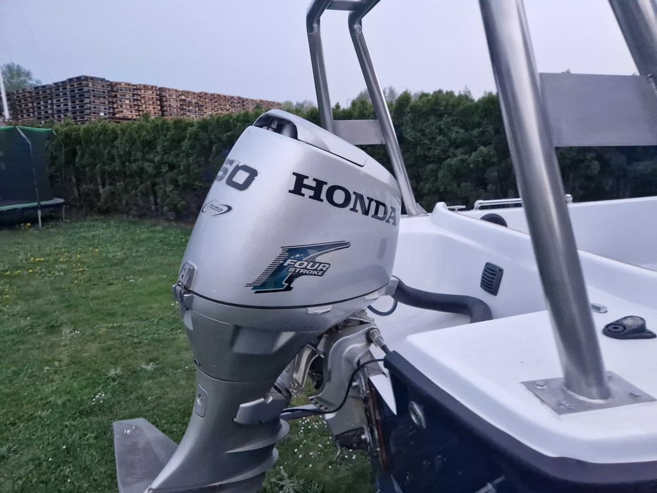 Lódź motorowa motorówka, silnik Honda 50 , Przyczepa
