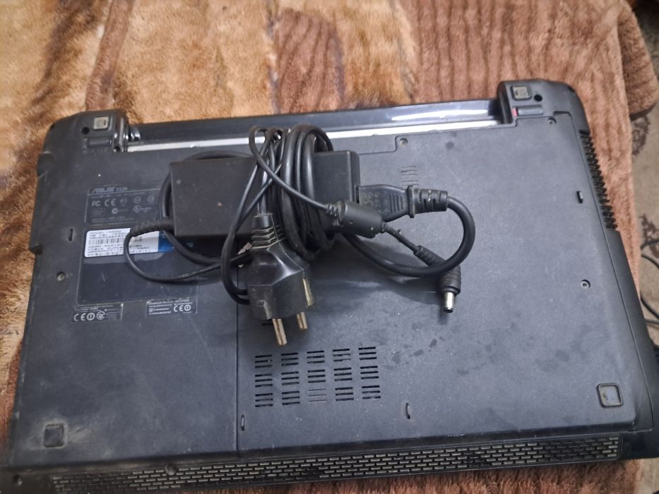 Asus x52N не робочий