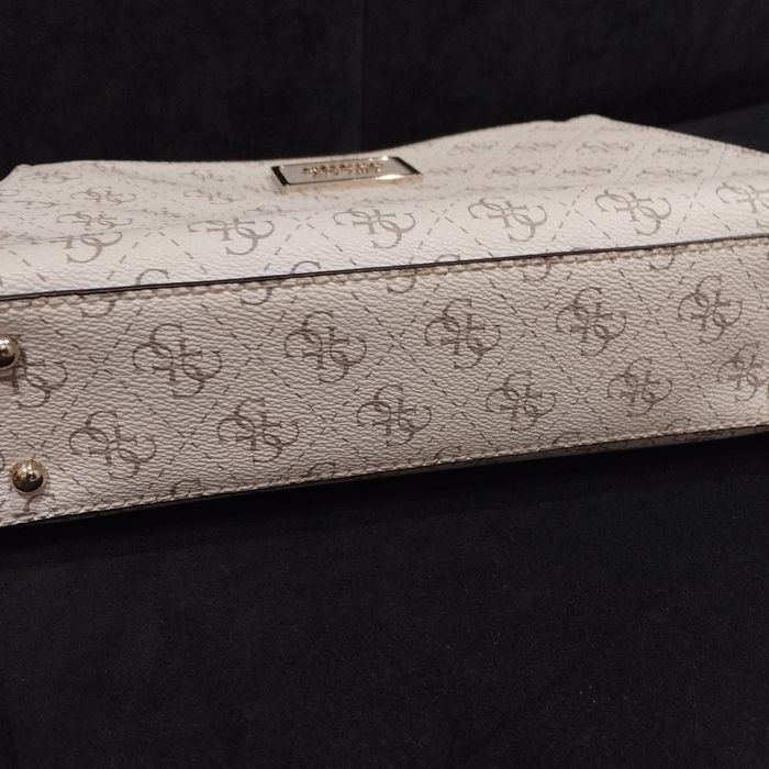 Torebka damska Guess