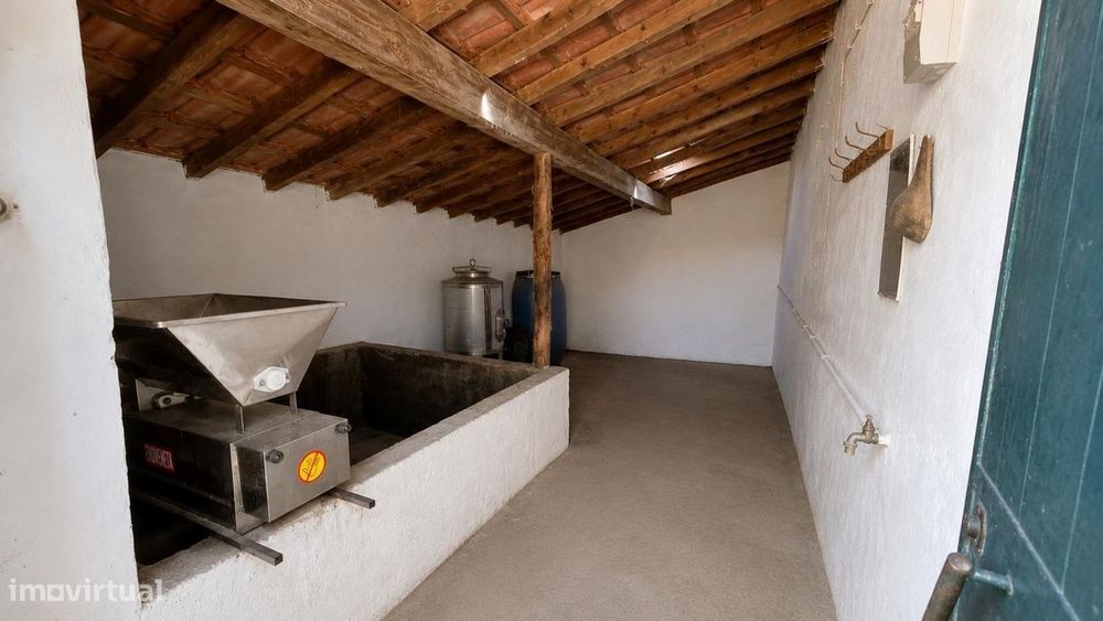 Moradia T2 com Terreno – São Miguel do Rio Torto, Abrantes