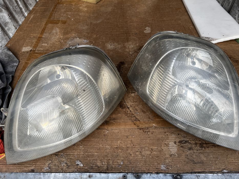 Цілі Фари Рено Мастер 2