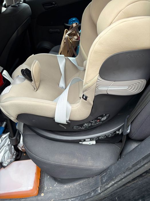 Cybex Sirona Sx2 i-size isofix 360