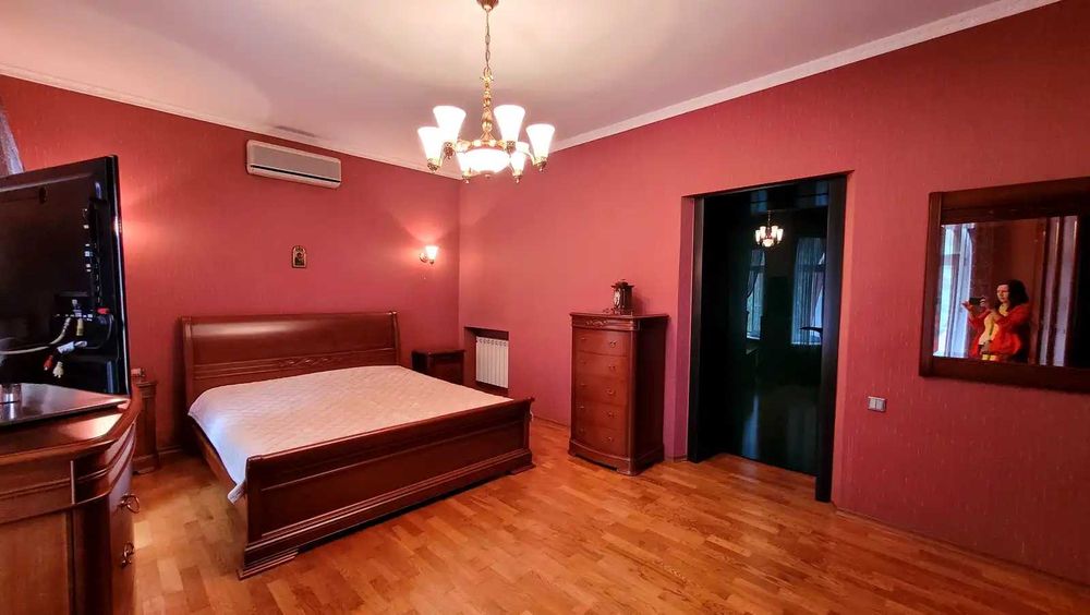 Продається будинок 397м2, 12сот. газ в с. Старі Петрівці, СТ "Дніпро"