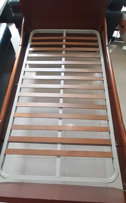 Cama de Solteiro em Madeira Maciça + Estrado Incluído (Com opção Gavetão Cama Extra)