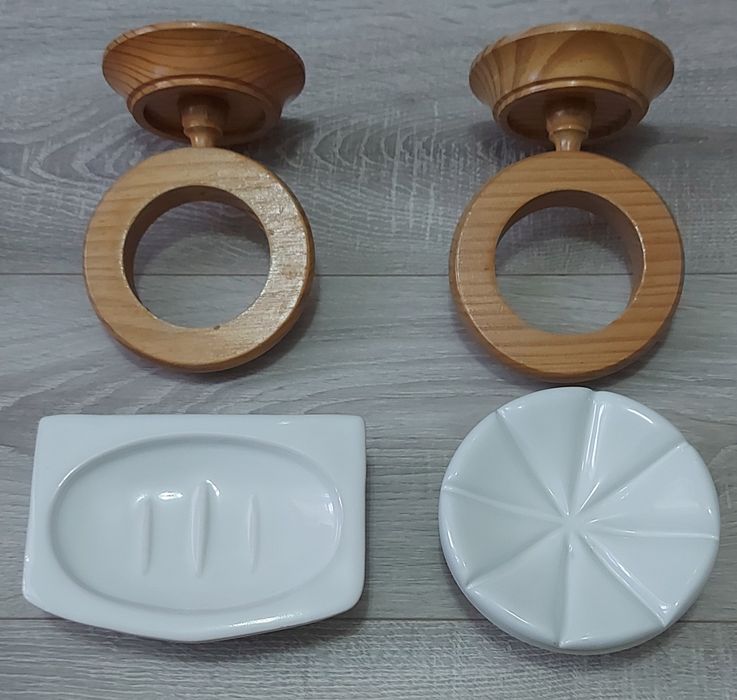Аксессуары для ванной комнаты из дерева и керамики