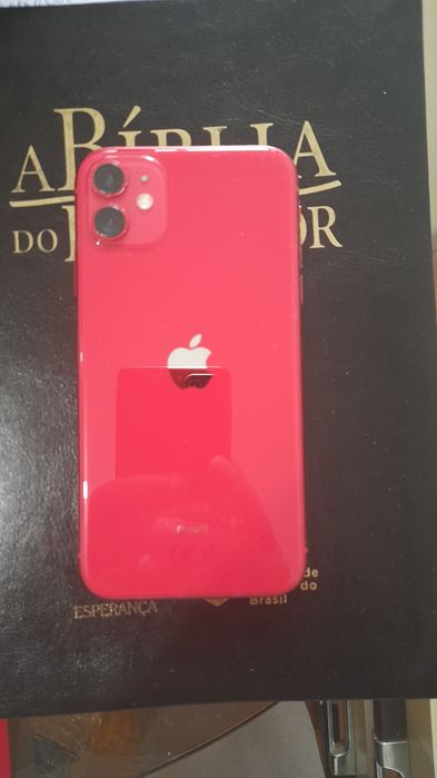 IPhone 11 vermelho