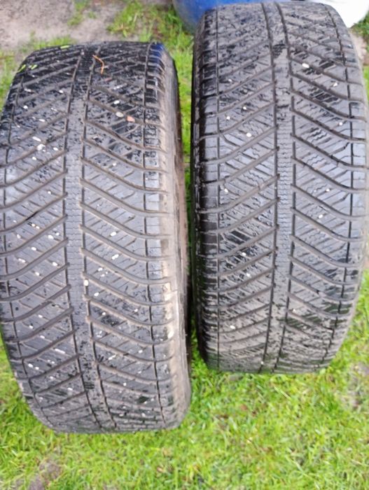 Opony 2 sztuki całoroczne bieżnikowane używane