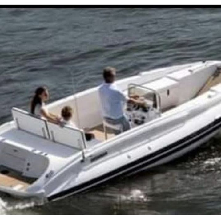 Barco semi rigido NAUTICA 2010 6.6m penta gasóleo 220cv boca hydraulic