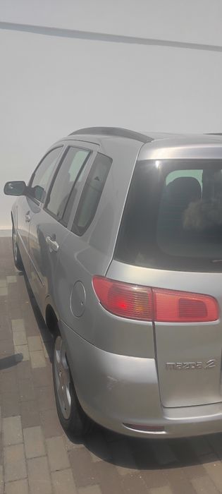 Mazda 2 2003 carro fiável