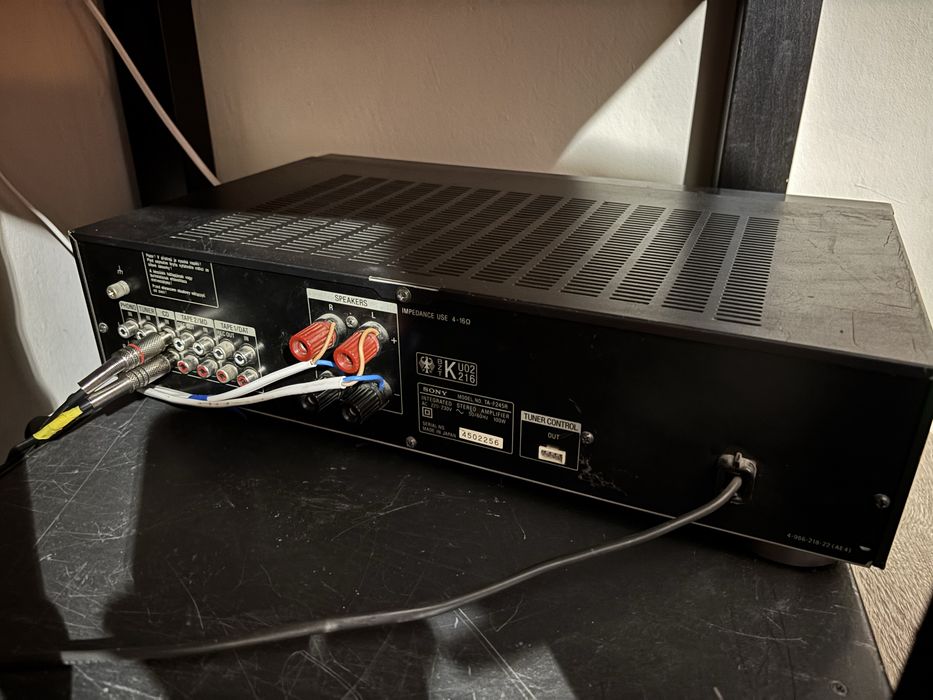 wzmacniacz Sony F245R