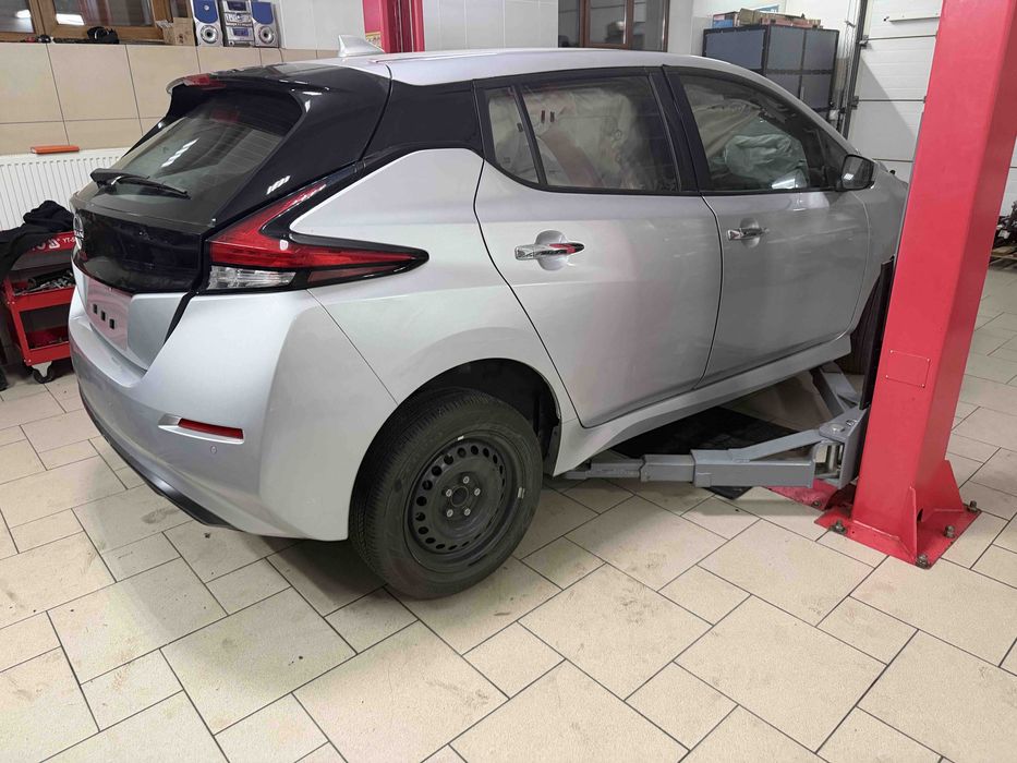 Nissan leaf 2 ze1 2018-2025р розборка на розбір запчастини