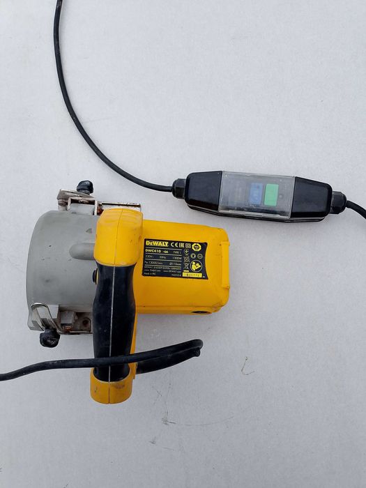 Przecinarka ręczna do glazury DeWalt dwc410