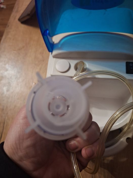 Inhalator  w dobrym stanie