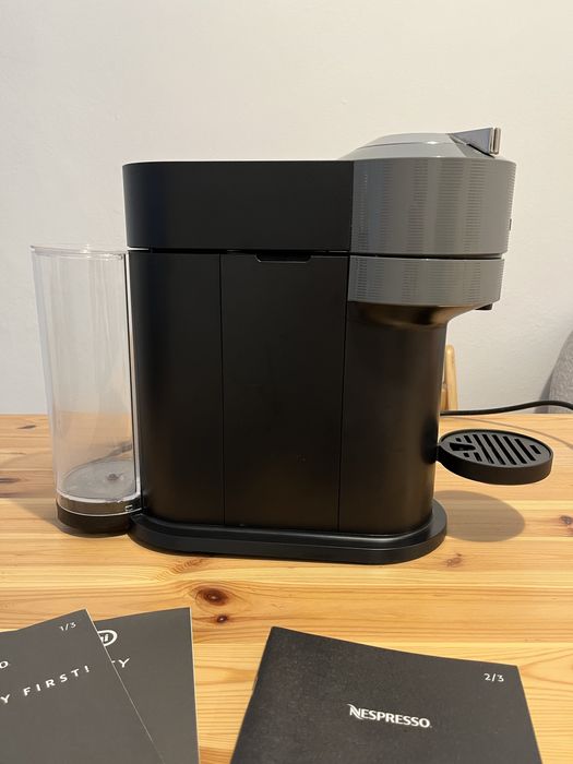 Ekspres Nespresso Vertuo Next – używany, w super stanie