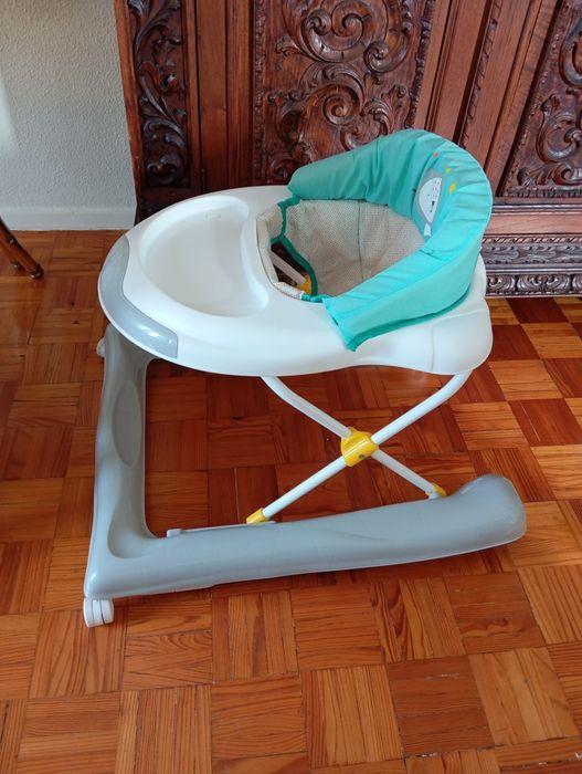 Andarilho bebé como novo