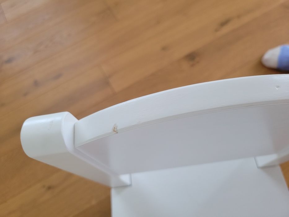 Stolik z krzesełkiem