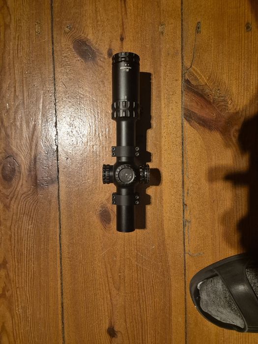 Luneta primary arms 1-8