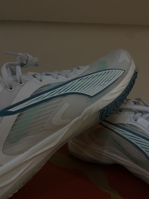 Tenis indoor Puma Accelarate nitro sqd 4