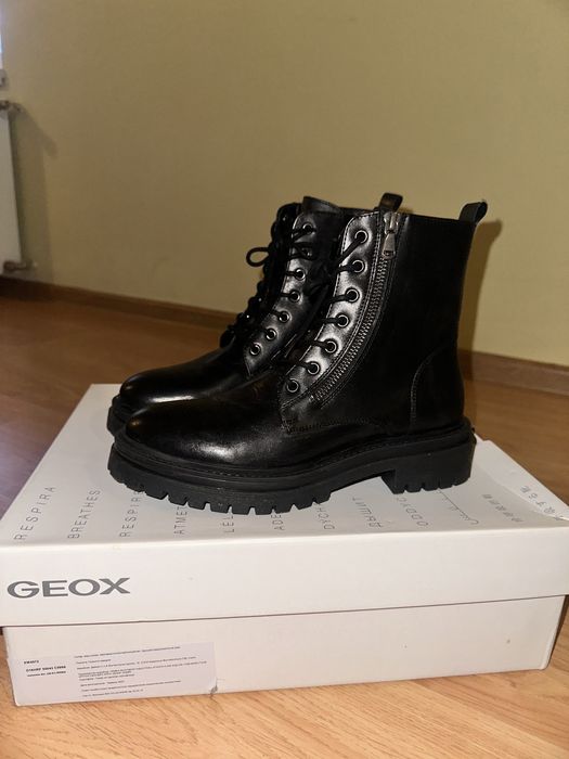 женские ботинки Geox