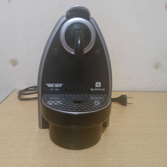 Кофеварка капсульная Turmix TX150 1260 Ват