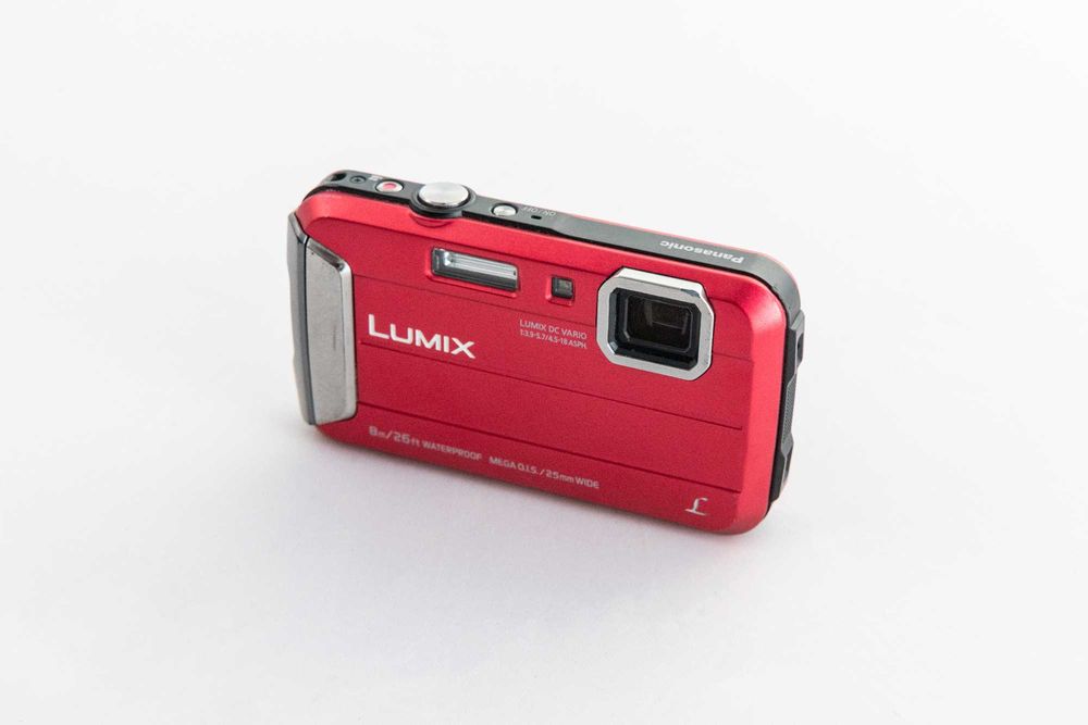 Aparat cyfrowy Panasonic LUMIX DMC-FT30 czerwony