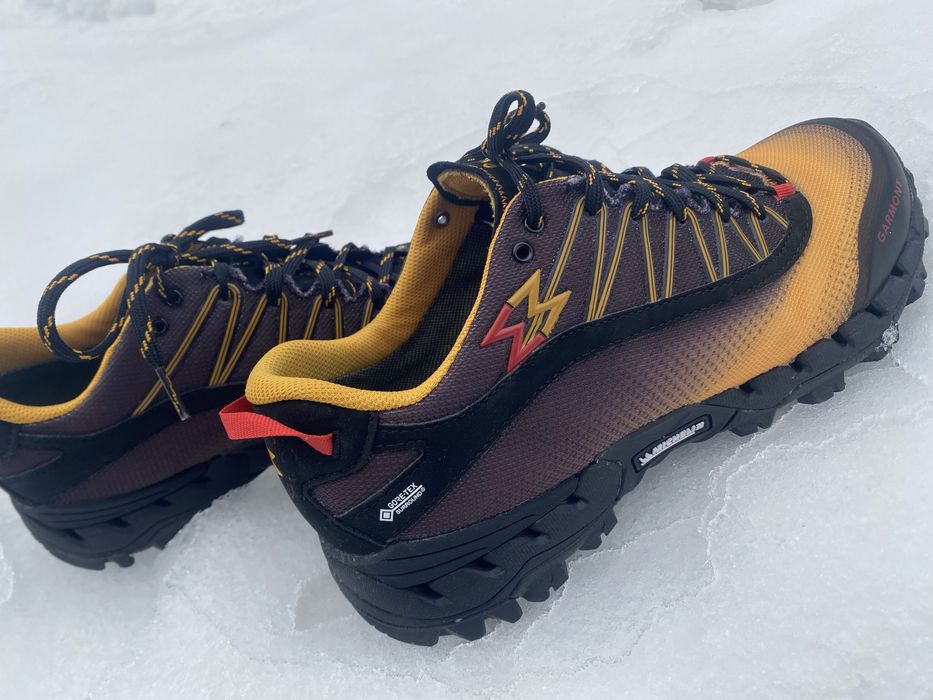 Кросівки Garmont 9.81 BOLT 43 розмір Нові