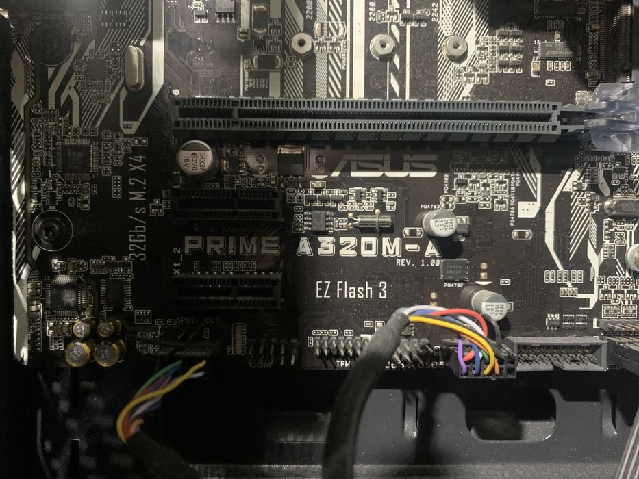 Системний блок: А320М-А, А8-9600, DDR4 8 озу, ssd 250Gb, 500w