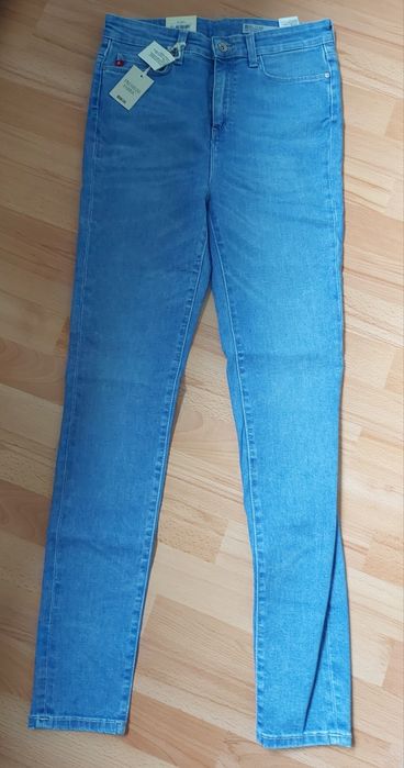 Spodnie damskie jeans Big Star nowe Clara W30