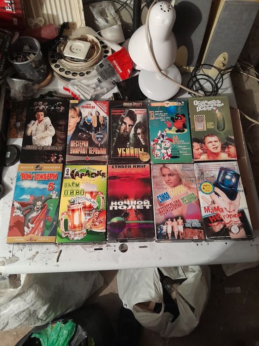 Кассеты с фильмами