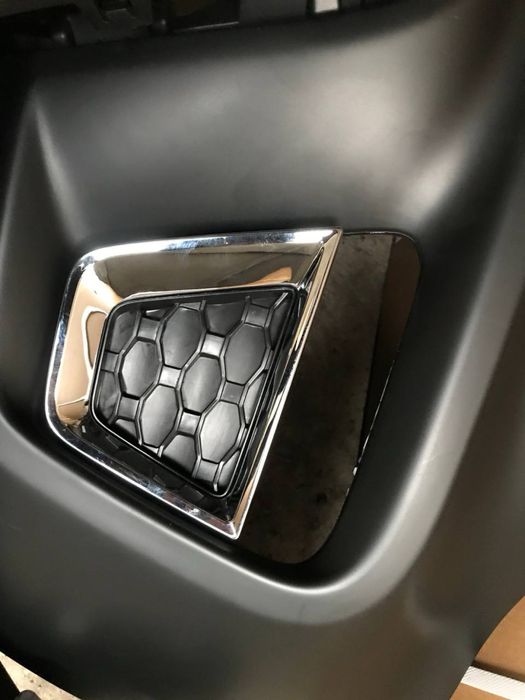 Бампер передній передний Jeep Renegade 2018 2019 2020 2021 2022