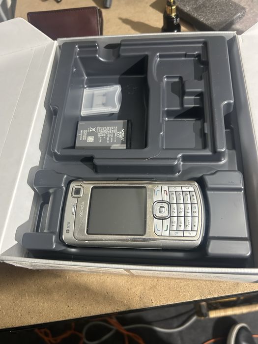 Vendo estes telefones a funcionar