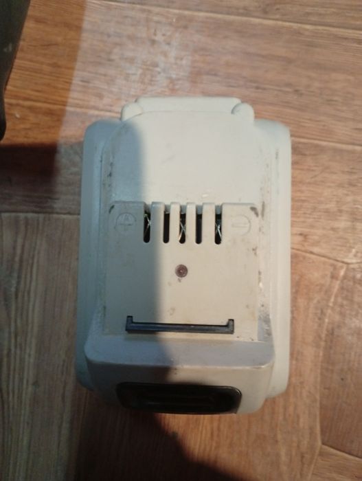 Продам акумуляторний перфоратор Елпром ЕПА-28