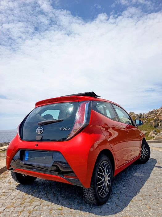 Toyota Aygo 1.0 X-Wave (Cabrio/Teto Abrir) - Full Extras