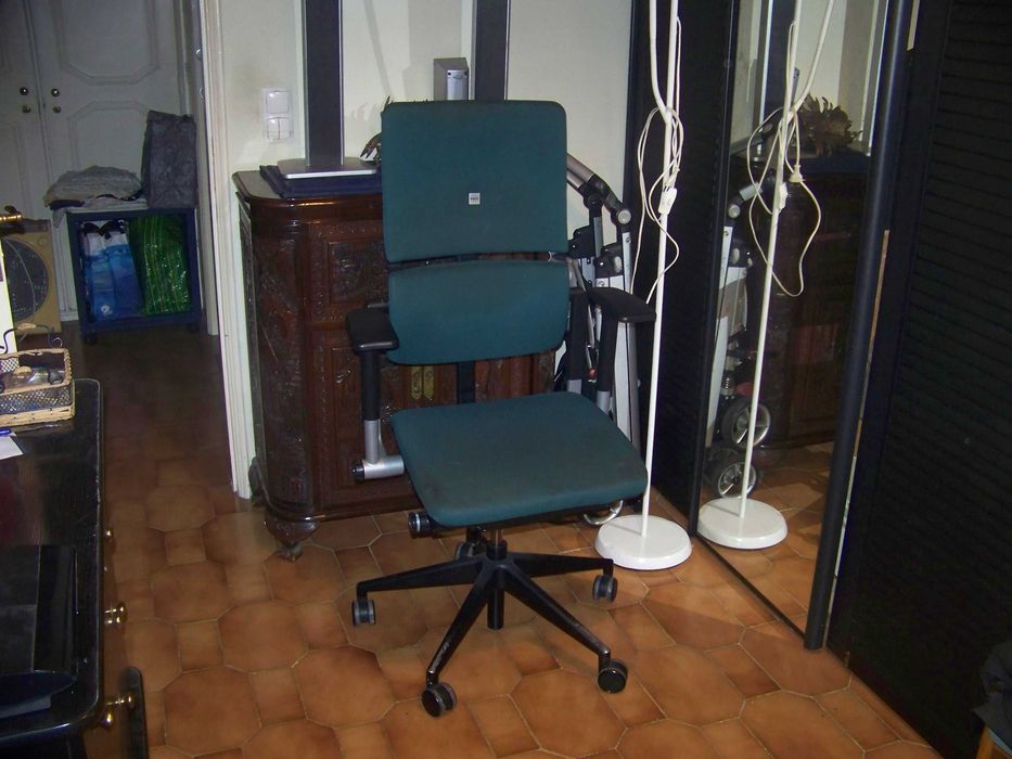 cadeira de escritório giratória