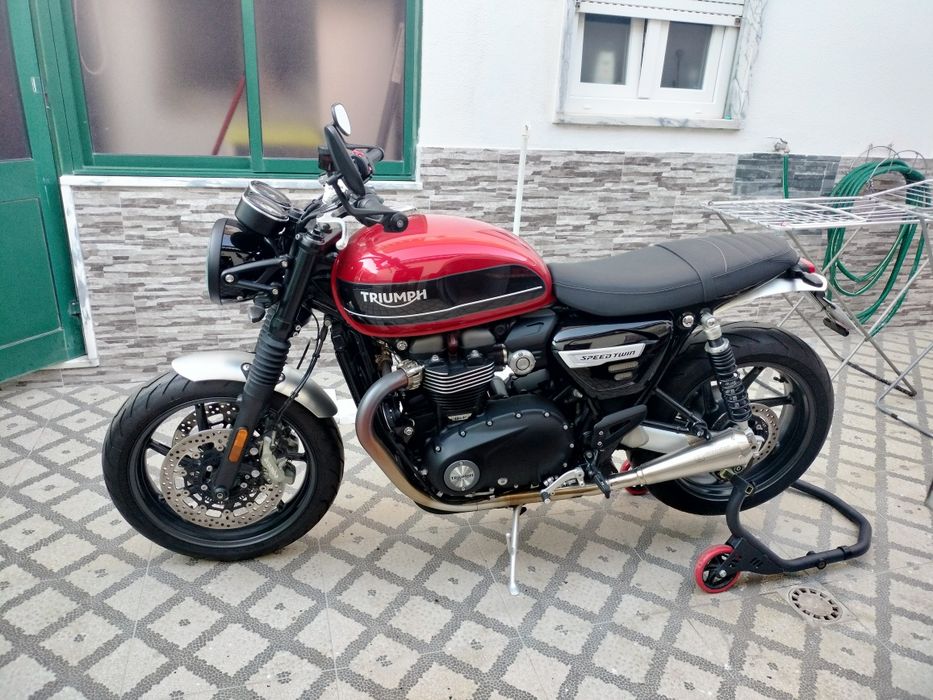 Triumph 1200 Speed Twin