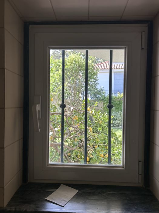 Caixilharia de Aluminio marca SAPA