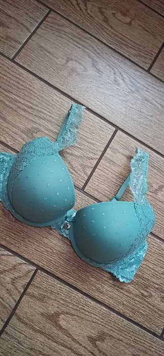 Zielony# miętowy biustonosz Sylvie Meis r. 80 B push up