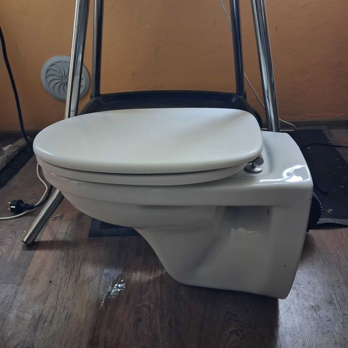 Miska wc wiszaca podwieszana wc Villeroy&Boch